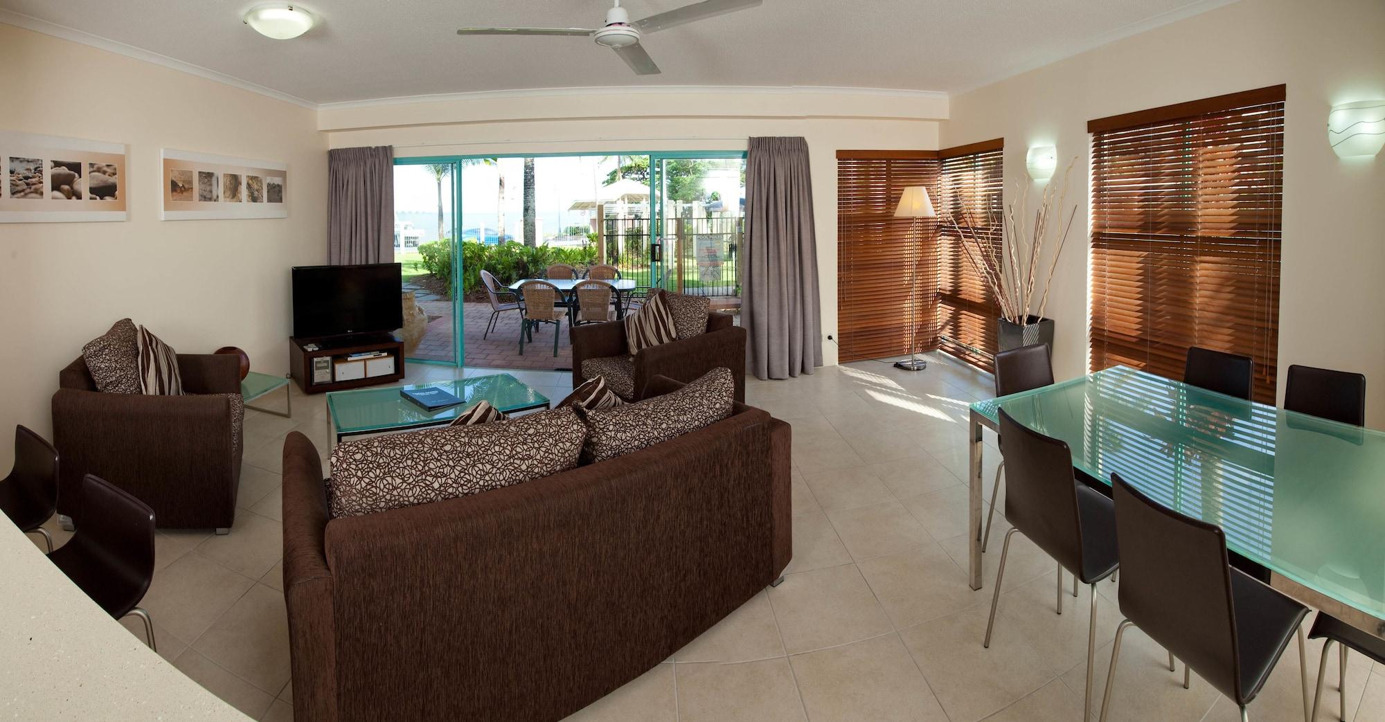 Coral Sands Beachfront Resort Trinity Beach Eksteriør bilde