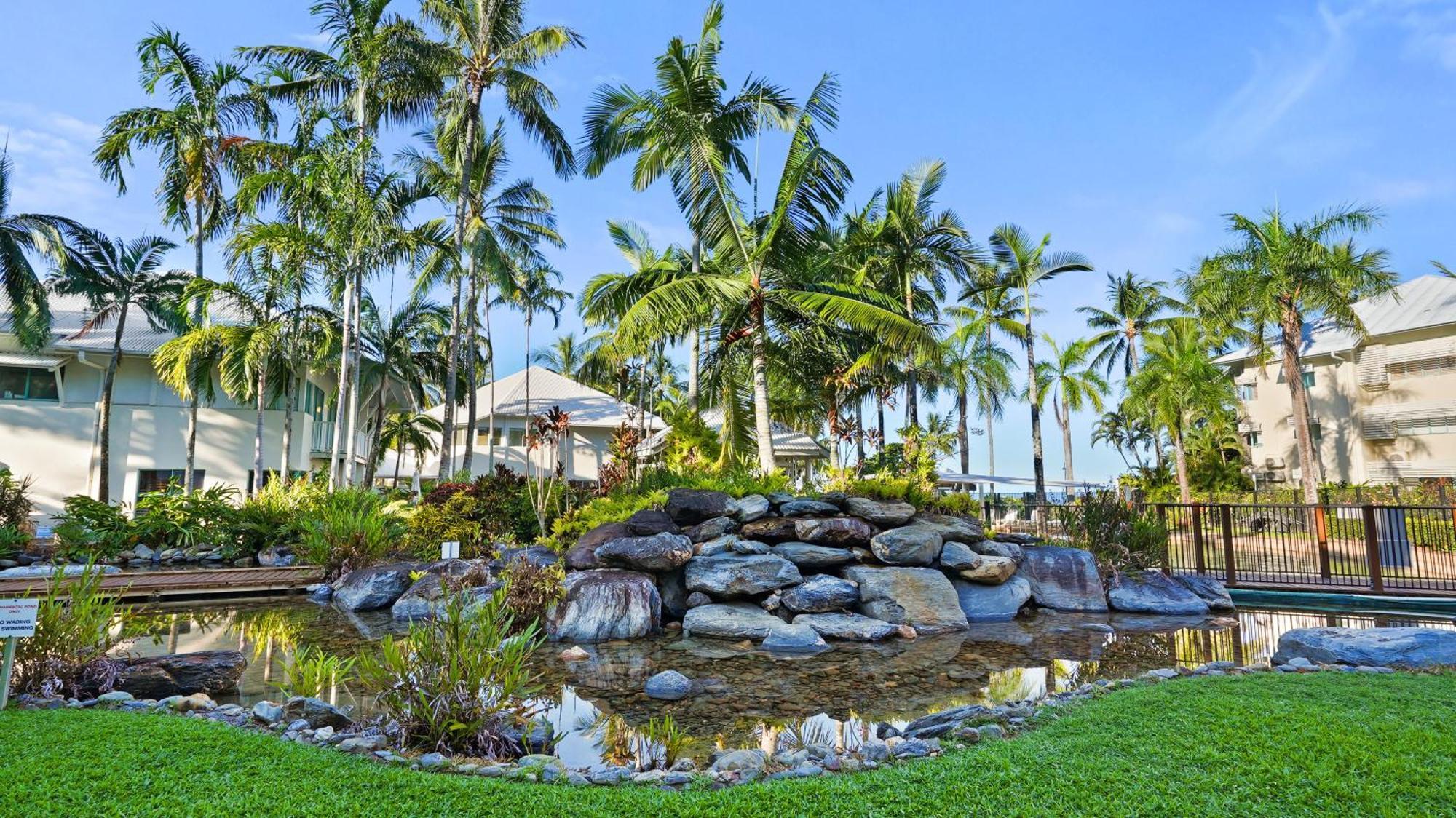 Coral Sands Beachfront Resort Trinity Beach Eksteriør bilde